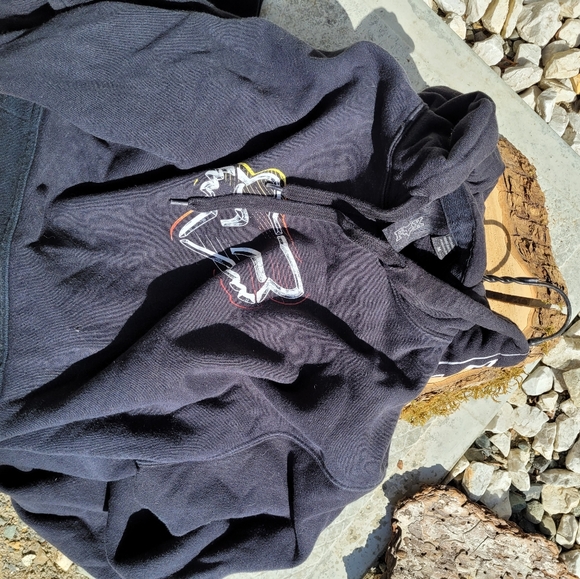 Size medium Fox hoodie - Picture 4 of 5